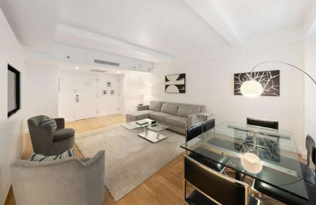 160 CENTRAL PARK SOUTH Gallery 3