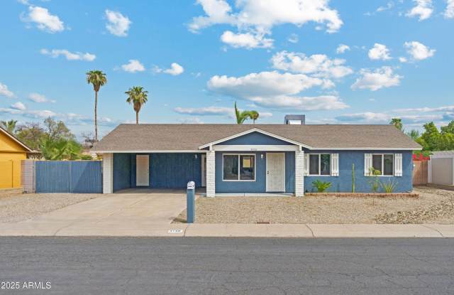 4740 W Columbine Drive photos photos