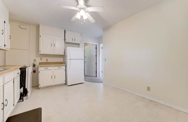 602 South Flood Avenue - 602 - 602 South Flood Avenue, Norman, OK 73069