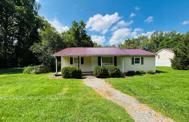 4 Bedroom 2.5 Bath House Gallery 1