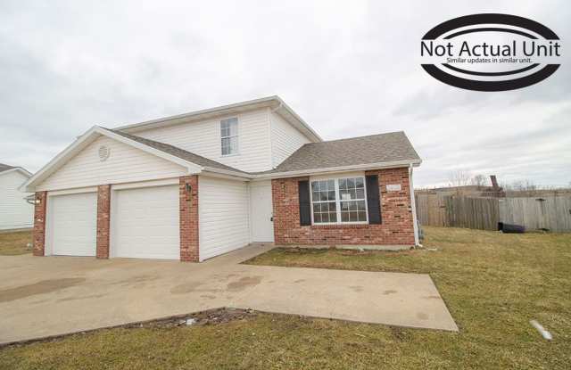 Three-bedroom, two bath Gallery 4