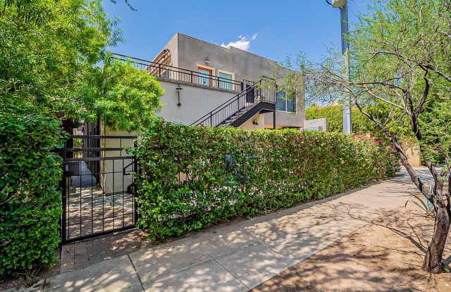 Live Downtown! Move Right In! photos photos
