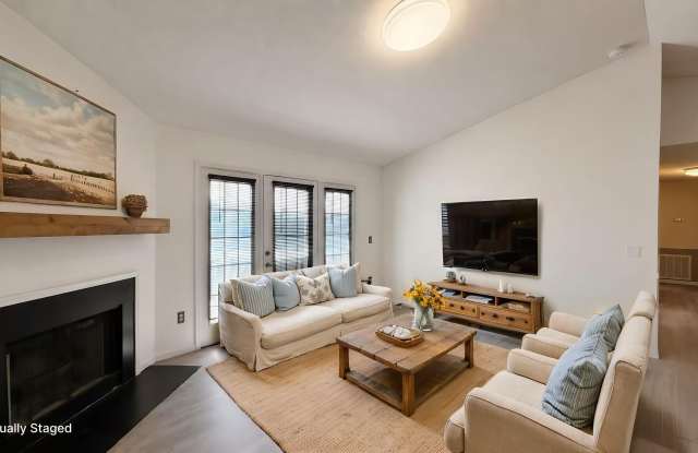 907 Pelham Square Way - 1 Gallery 2