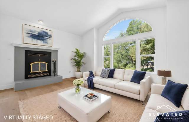 9400 Chalk Hill Road photos photos