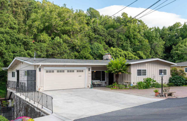 5412 Sobrante Avenue - 5412 Sobrante Avenue, El Sobrante, CA 94803