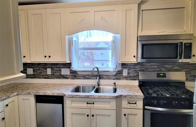 308 DOVE COURT - 308 Dove Court, Burlington County, NJ 08048