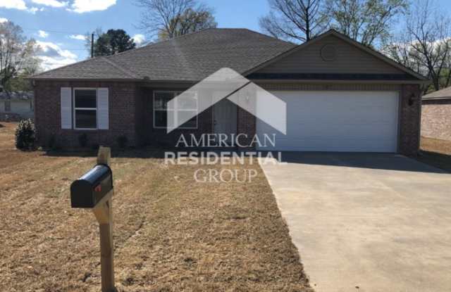 103 westwood drive - 103 Westwood Drive, De Queen, AR 71832