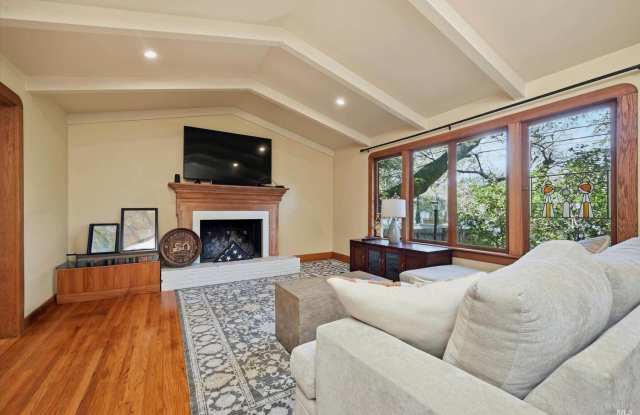 1513 Foothill Boulevard photos photos