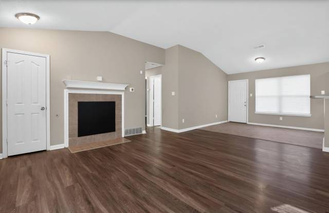 4393 BISHOP HILLS Dr Gallery 3