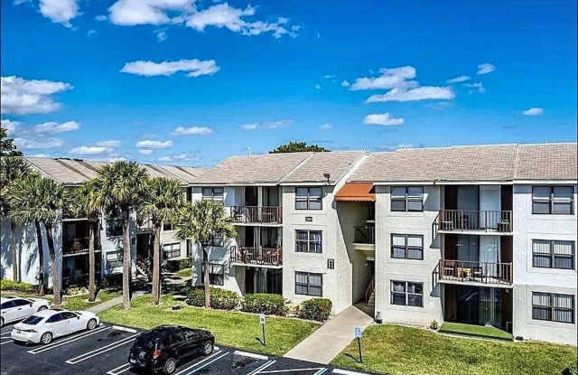 752 EXECUTIVE CENTER Drive Gallery 1