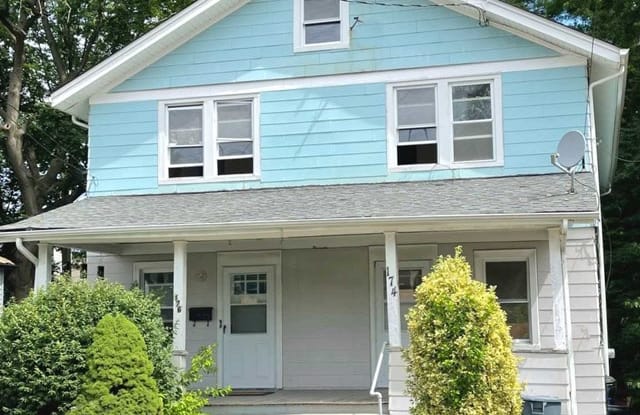 176 West Quackenbush Avenue - 176 West Quackenbush Avenue, Dumont, NJ 07628