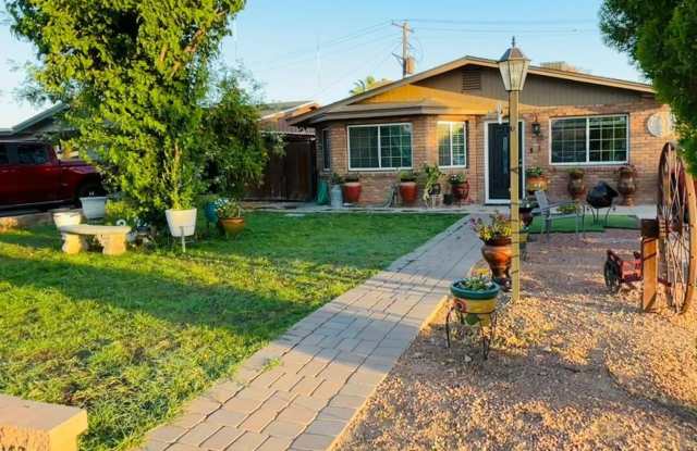 3033 W Ocotillo Road photos photos