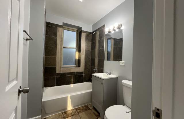 127 N Kostner Avenue - 2 Gallery 3