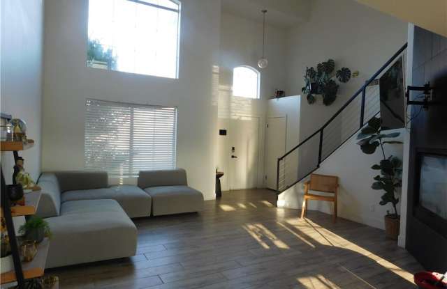 267 Cascading Street Gallery 2