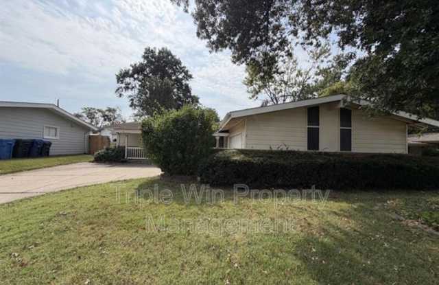 3180 Kingsley Dr Gallery 4