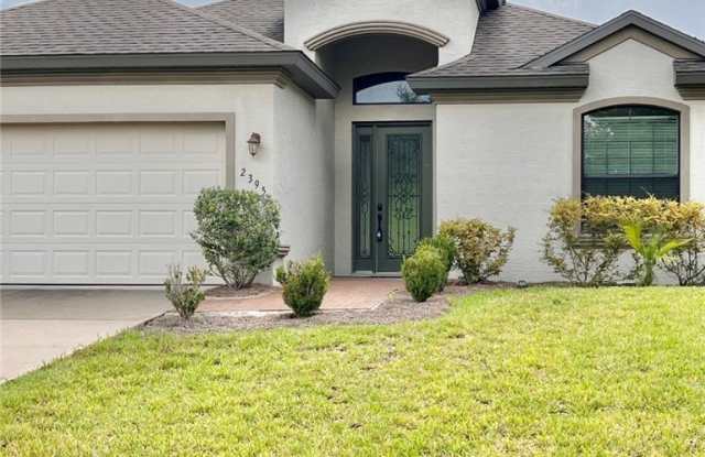 2395 N Brentwood Circle photos photos