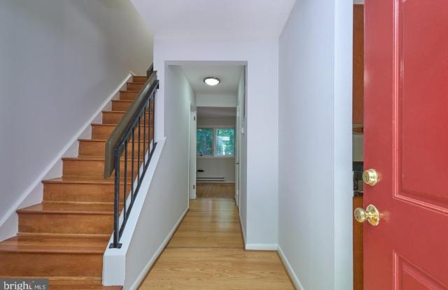 2418 CLOUDCROFT Square Gallery 4