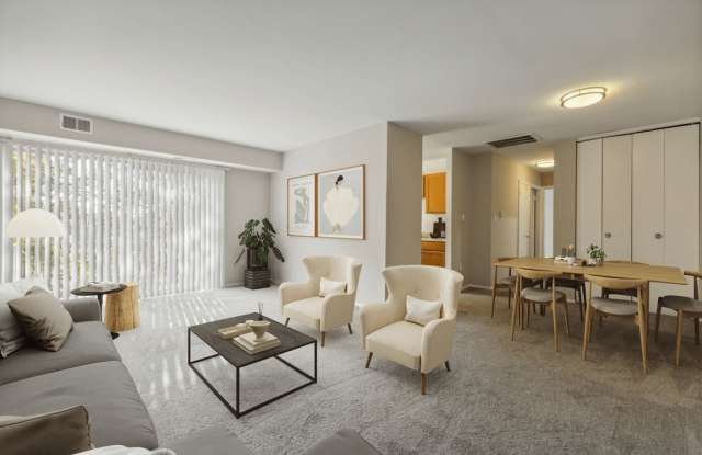 Briarwood Apartments Gallery 3