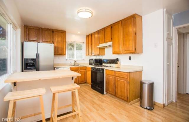 2901 Rollingwood Dr Unit House Gallery 3