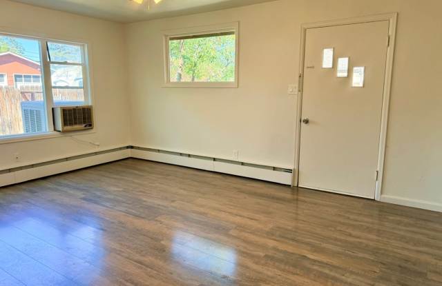 333 1/2 Epps Drive Gallery 3