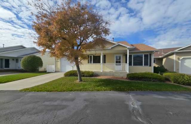 Spacious 3 Bedroom, 3 Bathroom Home on the West End! Gallery 1