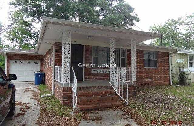 5202 Paris Ave - 5202 Paris Avenue, Jacksonville, FL 32209