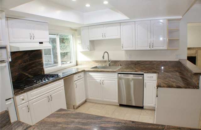 21740 Ulmus Drive Gallery 4