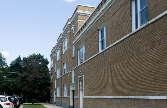 4409 N Drake Ave - 4409 North Drake Avenue, Chicago, IL 60618