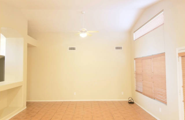 6517 W Behrend Dr Gallery 4