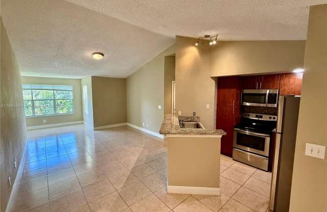 595 Vista Isles Dr photos photos