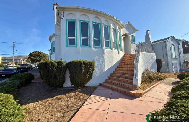 Large 3BR/1BA Home in South San Francisco with Big Backyard & Spacious Garage Gallery 3