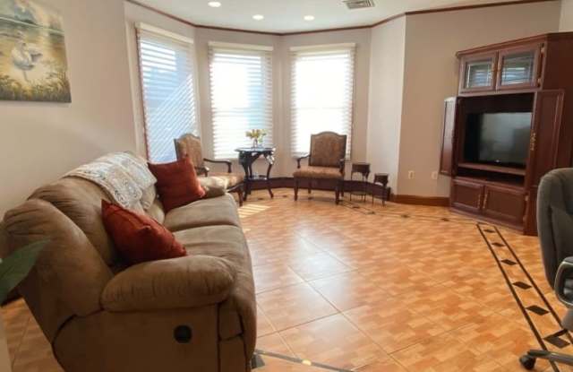 247 Montclair Ave photos photos