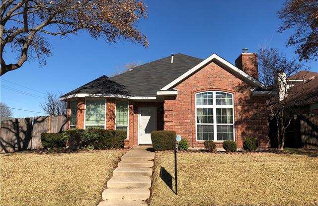2101 Greenview Drive - 2101 Greenview Drive, Carrollton, TX 75010