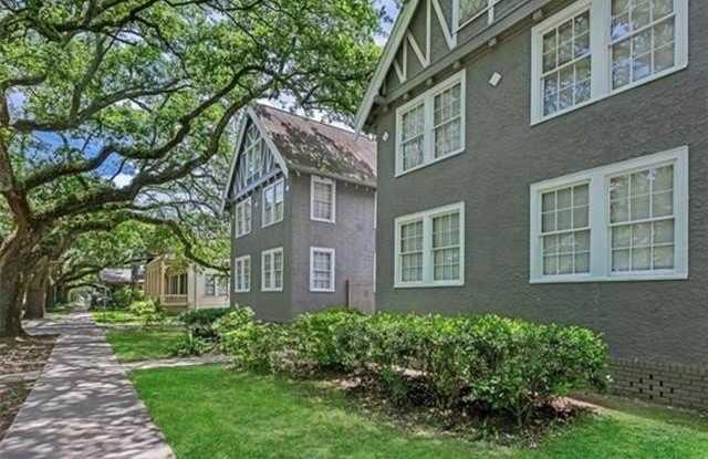 920 S CARROLLTON Avenue photos photos