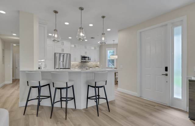 5015 Marina Cove Drive - 1101 Gallery 4