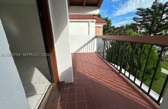7500 SW 153rd Ct Gallery 3