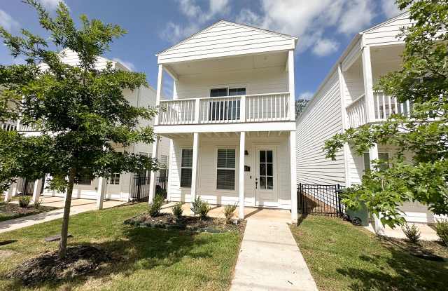 1023 South Hollywood Avenue photos photos