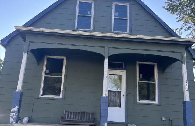 629 Elm Street photos photos