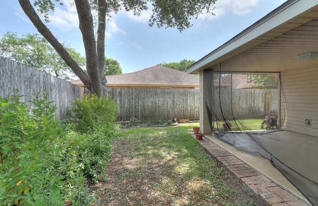 4321 Holly Ridge - 3/bed 2/bath $1975/mo Gallery 3