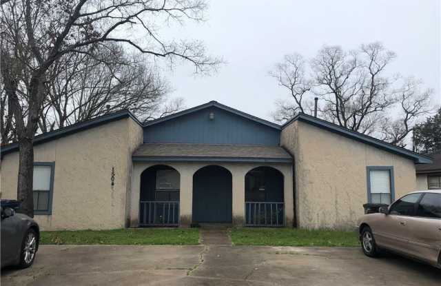 1504 Pine Ridge Drive - 1504 Pine Ridge Drive, College Station, TX 77840