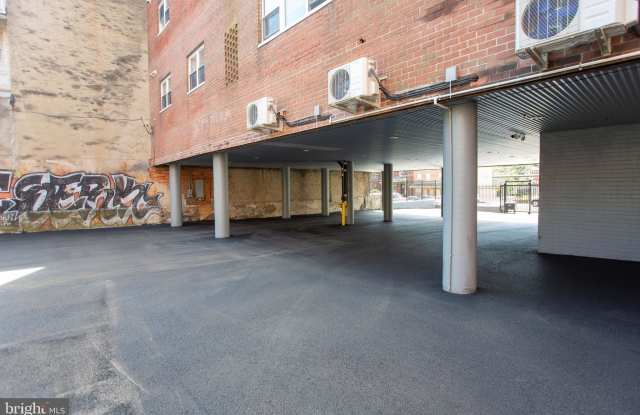 1419 W ALLEGHENY AVENUE Gallery 4