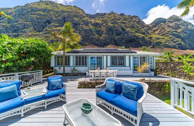 Immerse in Luxury  Tranquility at Beachfront 4BR Abode w/ Stunning Ocean Views photos photos