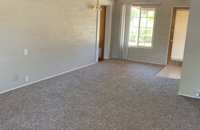 1425 E Rancho Drive Gallery 2