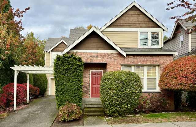 4 Bed / 2.5 Bath Kirkland single family home $3,795/mo - 13106 Northeast 139th Street, Kirkland, WA 98034