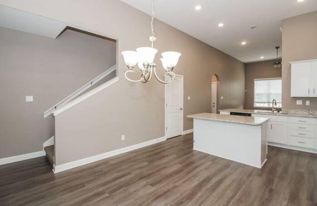 5592 Matthew Drive Gallery 4