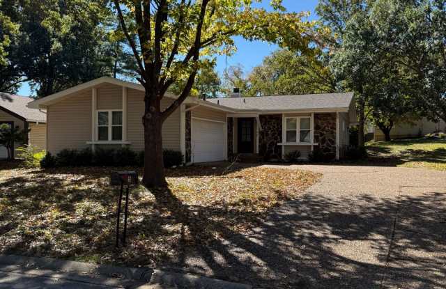 5 BERRY COURT | LAKE SAINT LOUIS 63367 Gallery 1