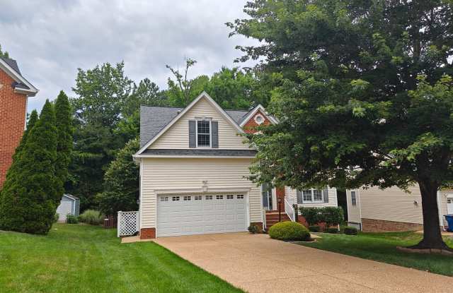4 bedroom home with a garage on cull de sac lot photos photos