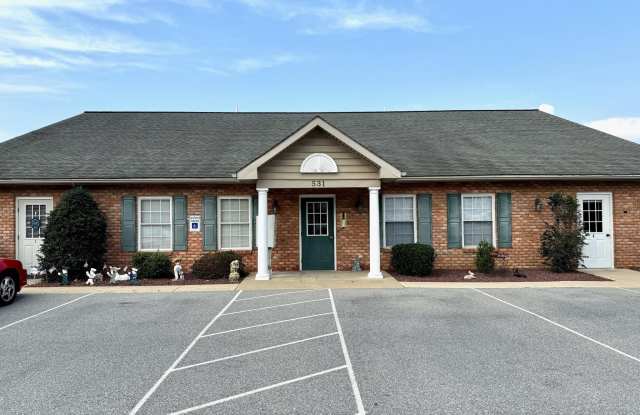 531 W PENN Avenue unit: 2 photos photos