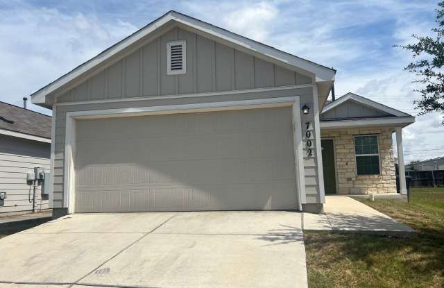 7002 Cozy photos photos