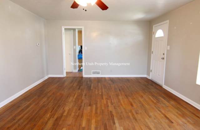 4841 S 2075 W Gallery 3